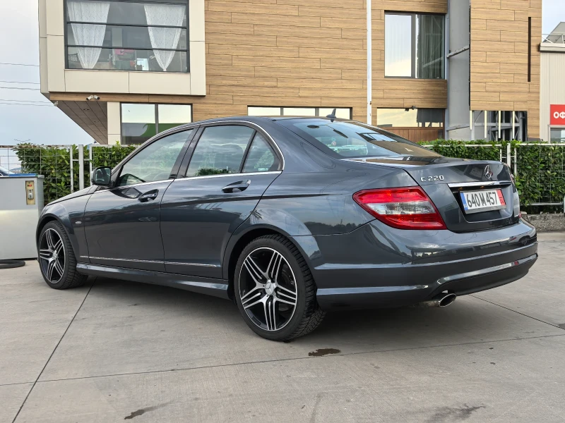 Mercedes-Benz C 220 AVANGARD , снимка 4 - Автомобили и джипове - 47529061