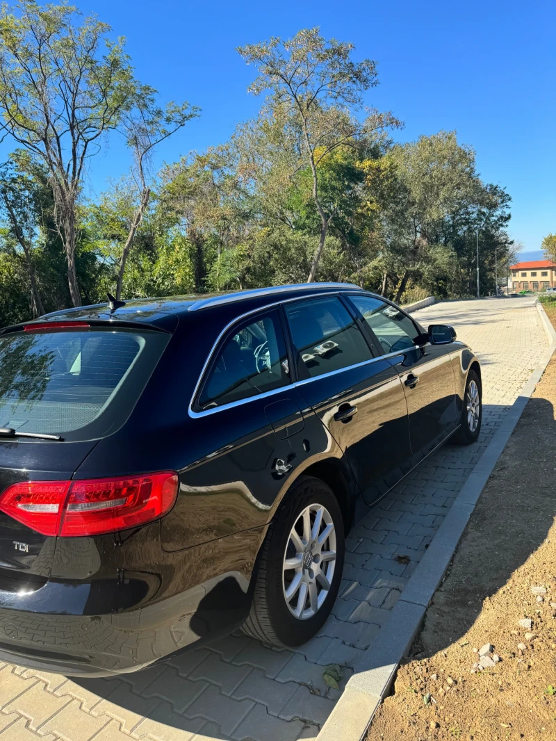 Audi A4 2.0TDI FACELIFT, снимка 5 - Автомобили и джипове - 47423548