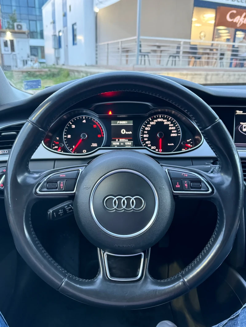 Audi A4 2.0TDI FACELIFT, снимка 7 - Автомобили и джипове - 47423548