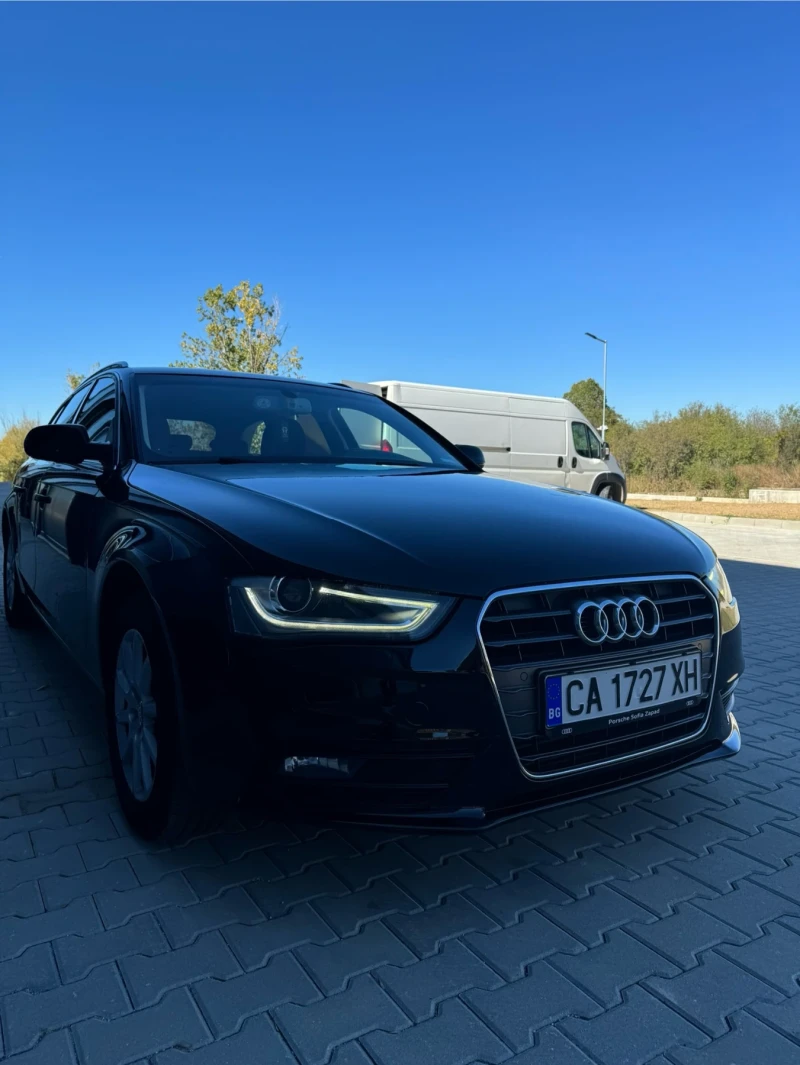 Audi A4 2.0TDI FACELIFT, снимка 2 - Автомобили и джипове - 47423548