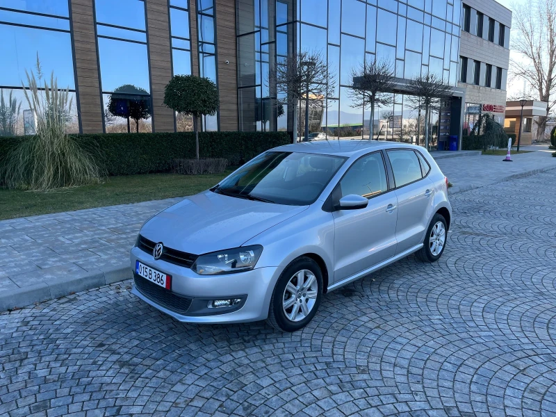 VW Polo 1.4Bi Fuel Заводска газ Навигация напълно обслужен, снимка 4 - Автомобили и джипове - 48834449