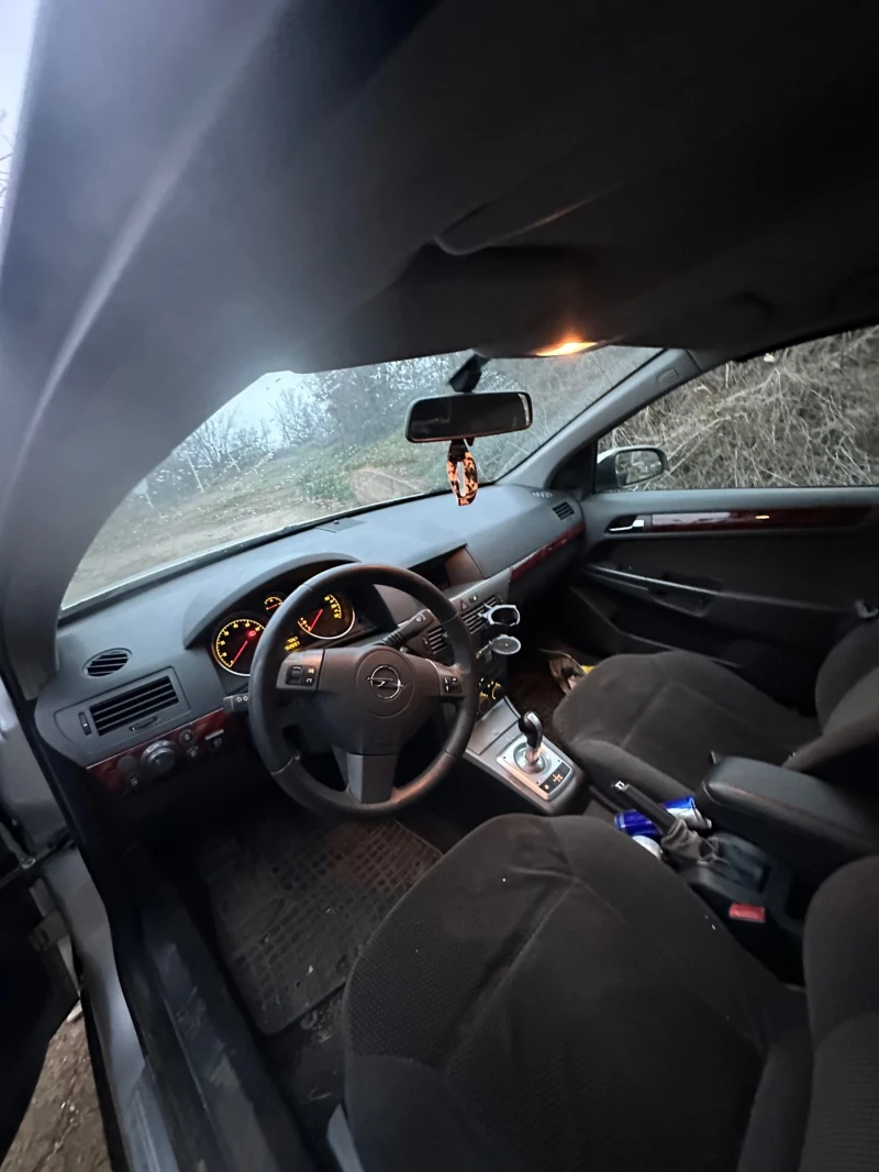 Opel Astra, снимка 5 - Автомобили и джипове - 53114661