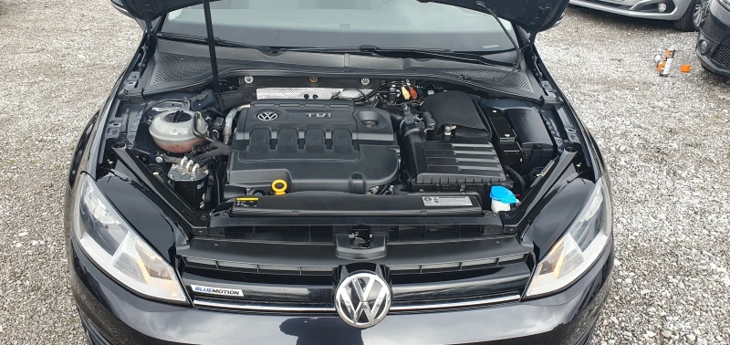 VW Golf 1.6TDI-6ск-110кс- NAVI !!!, снимка 17 - Автомобили и джипове - 53283504