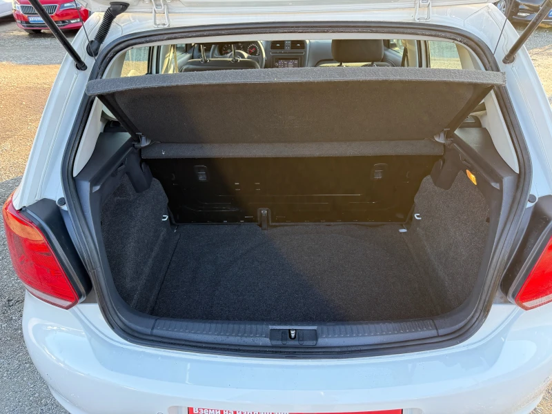 VW Polo 1.2I-133000КМ.-КЛИМАТИК-ЕЛ ПАКЕТ, снимка 12 - Автомобили и джипове - 53518147