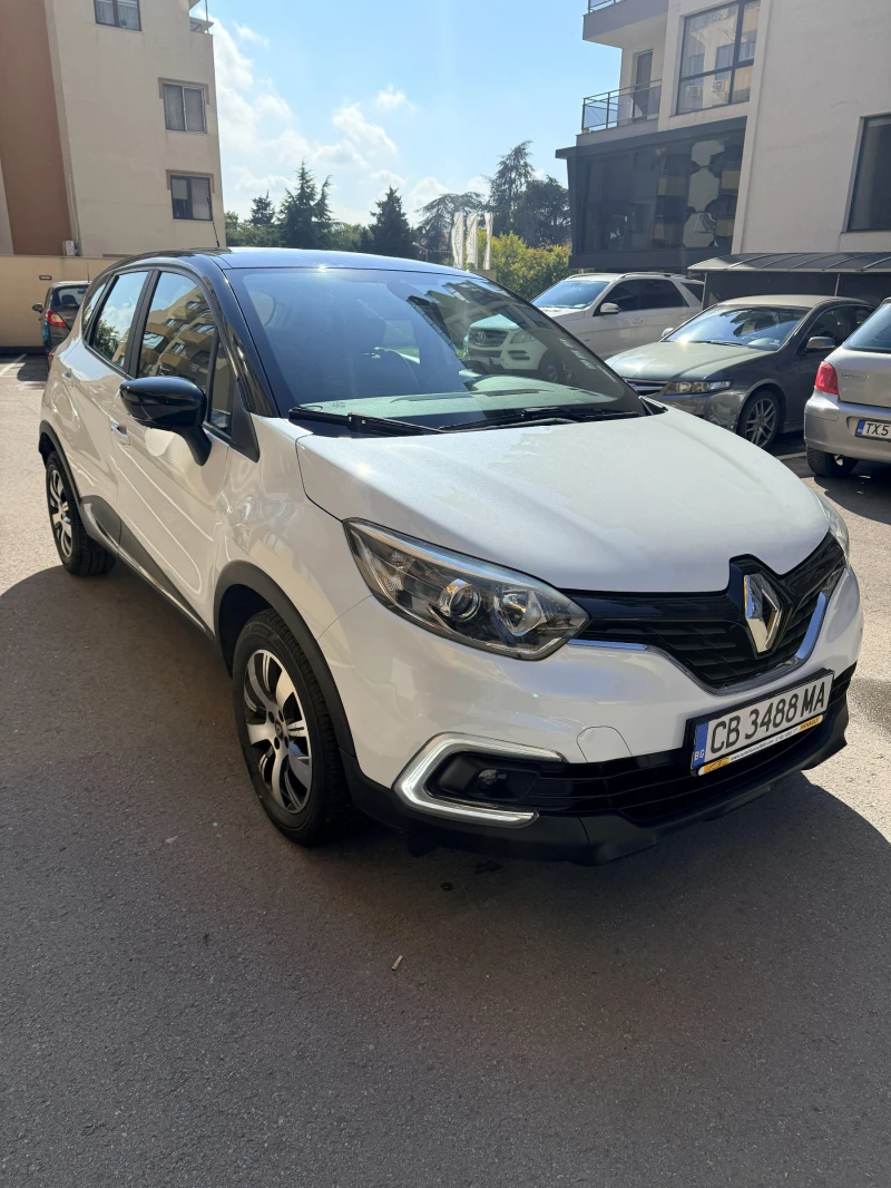 Renault Captur, снимка 3 - Автомобили и джипове - 53590886