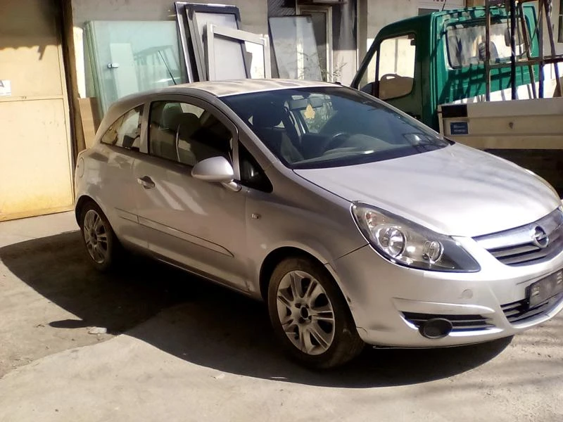 Opel Corsa 1.2 I - изображение 4