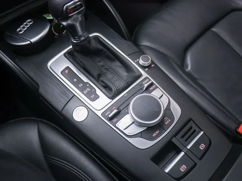 Audi A3 2.0 TDI, снимка 17 - Автомобили и джипове - 54971506