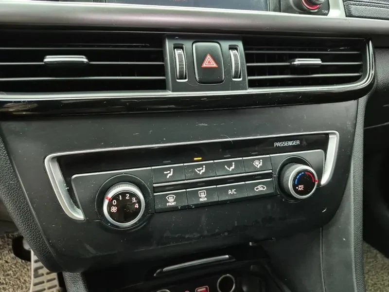 Kia K5 LPG - САМО 30% АВАНС, снимка 10 - Автомобили и джипове - 56322106