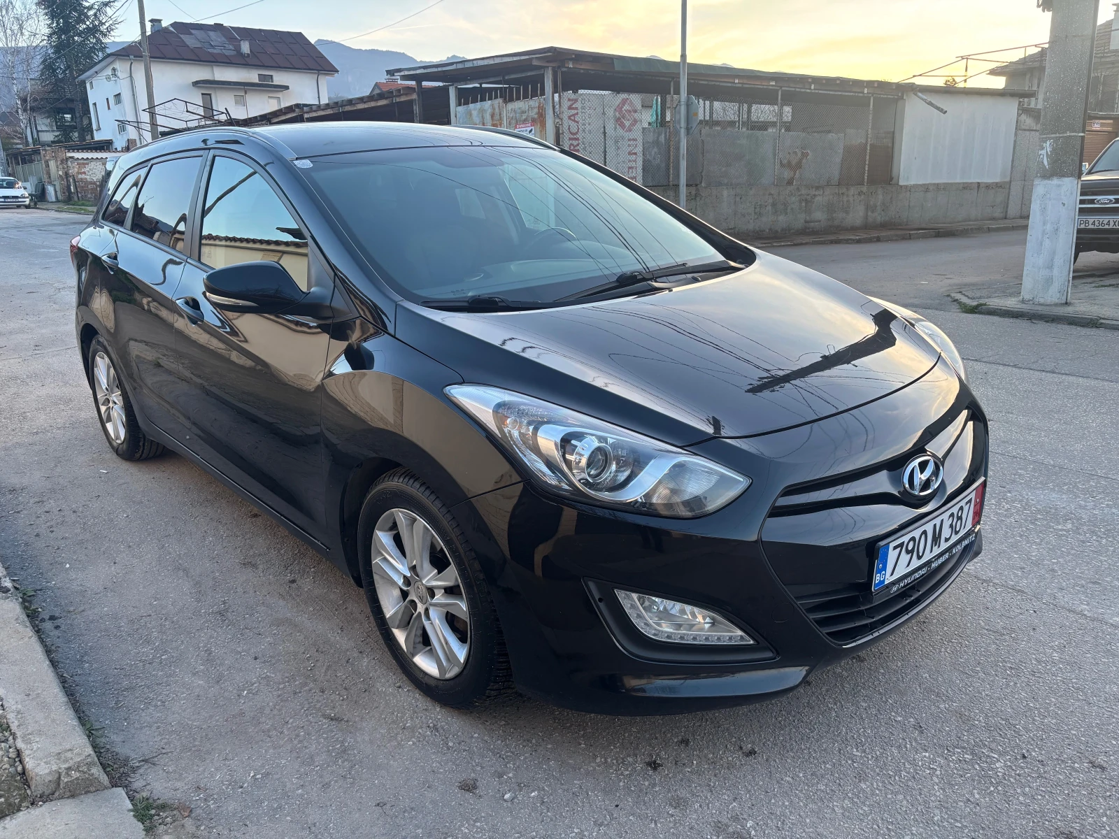 Hyundai I30 1.6 crdi, снимка 1