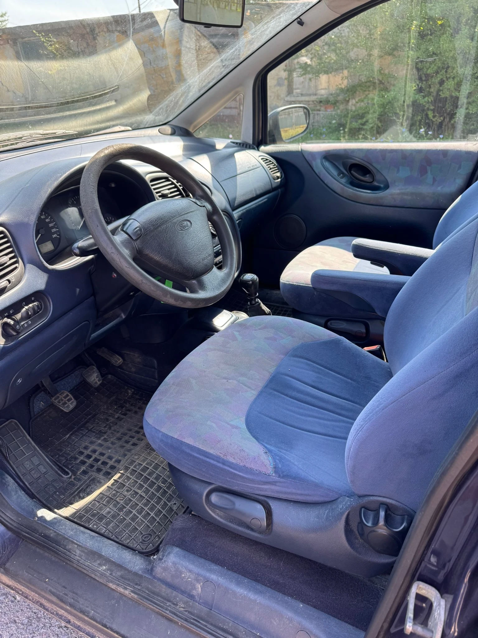 Ford Galaxy  - изображение 4