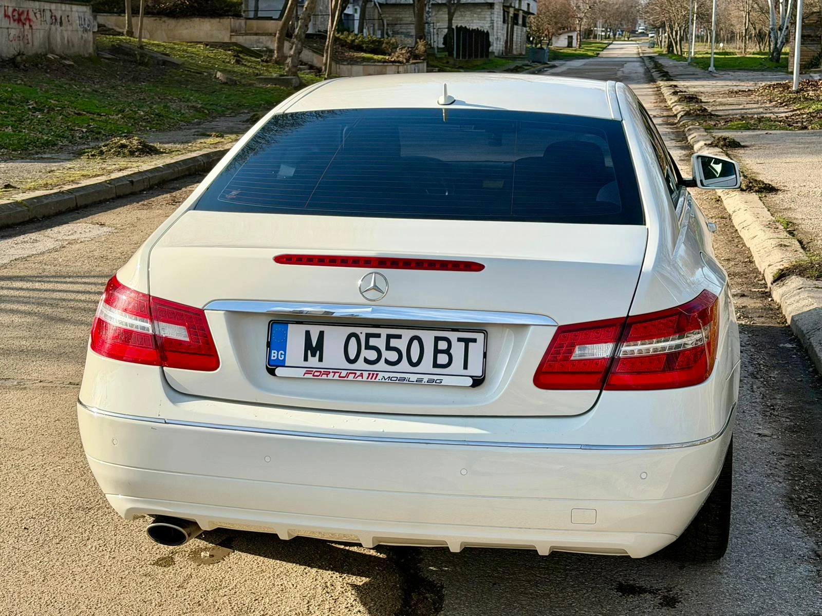 Mercedes-Benz E 220 Avantgarde 7Gtronic - изображение 4