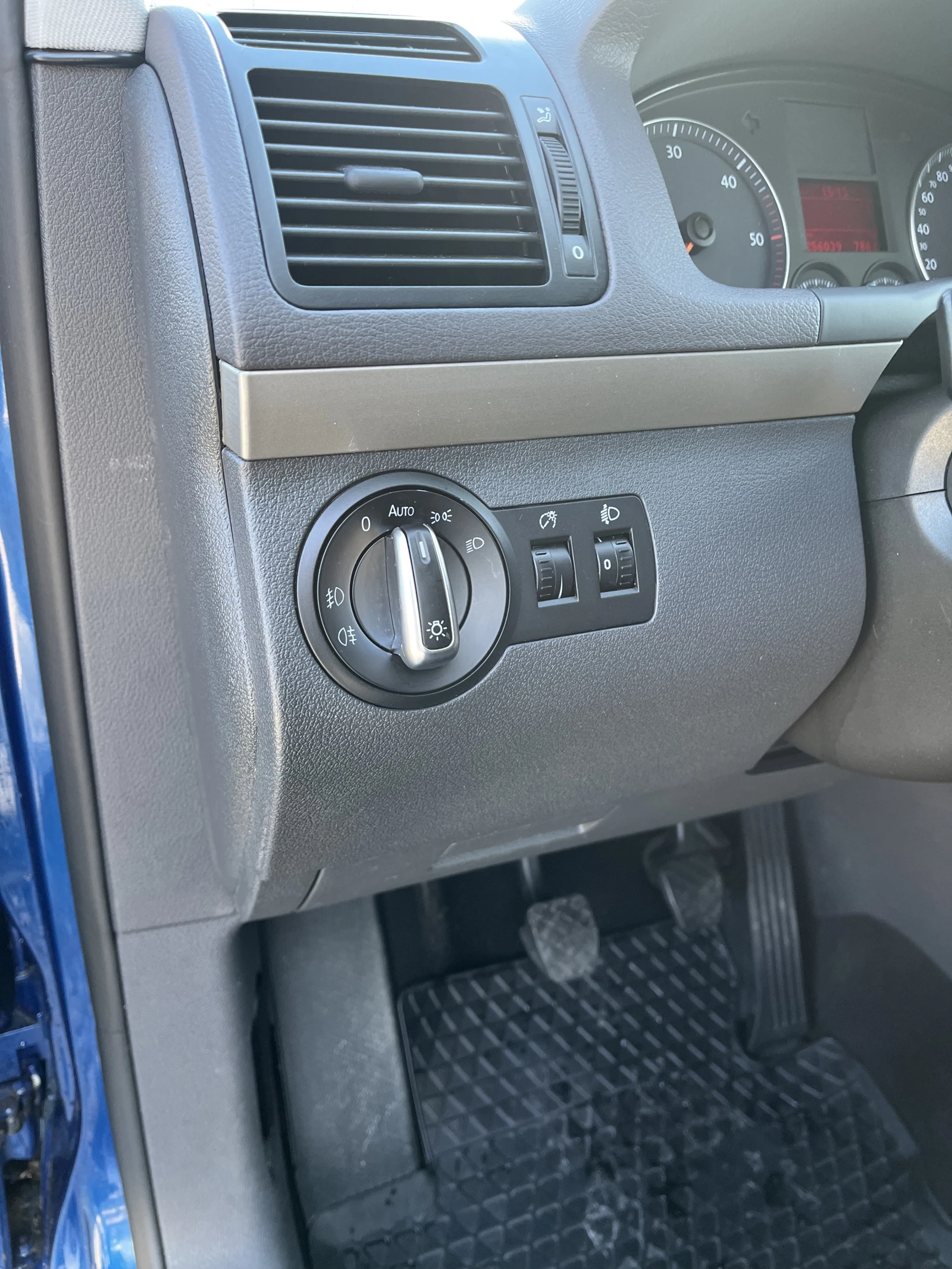 VW Touran | Mobile.bg � ����������� 10