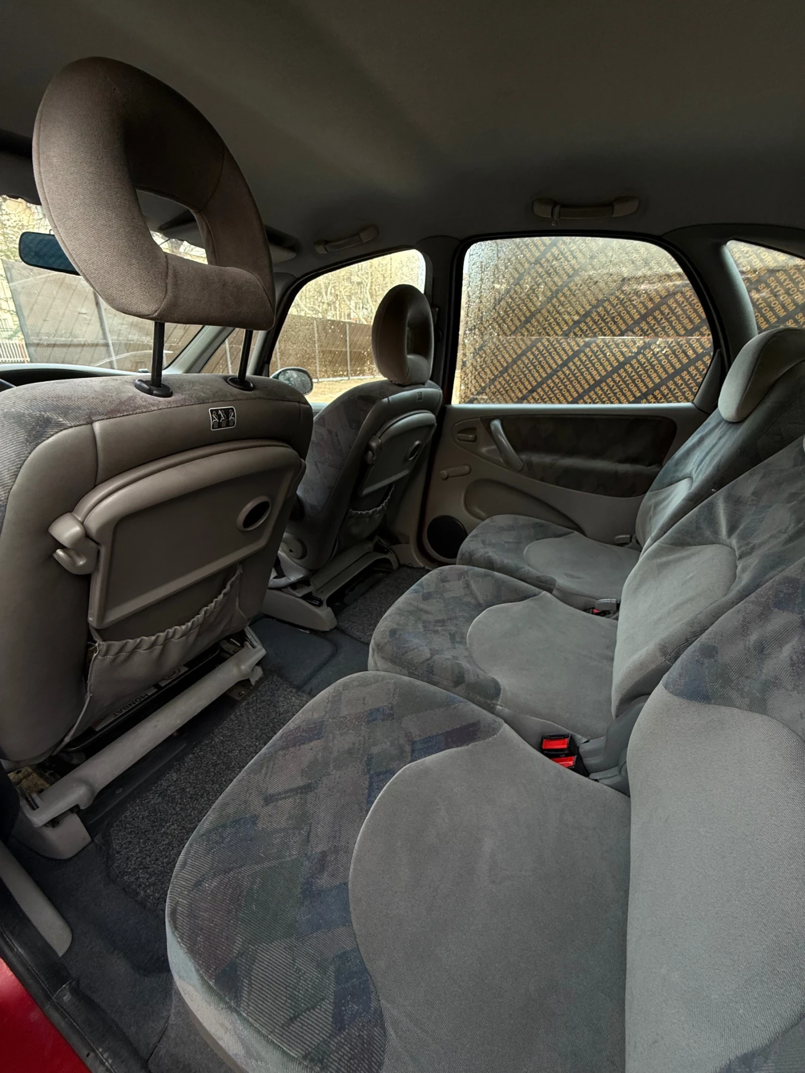 Citroen Xsara picasso, снимка 8 - Автомобили и джипове - 53737659