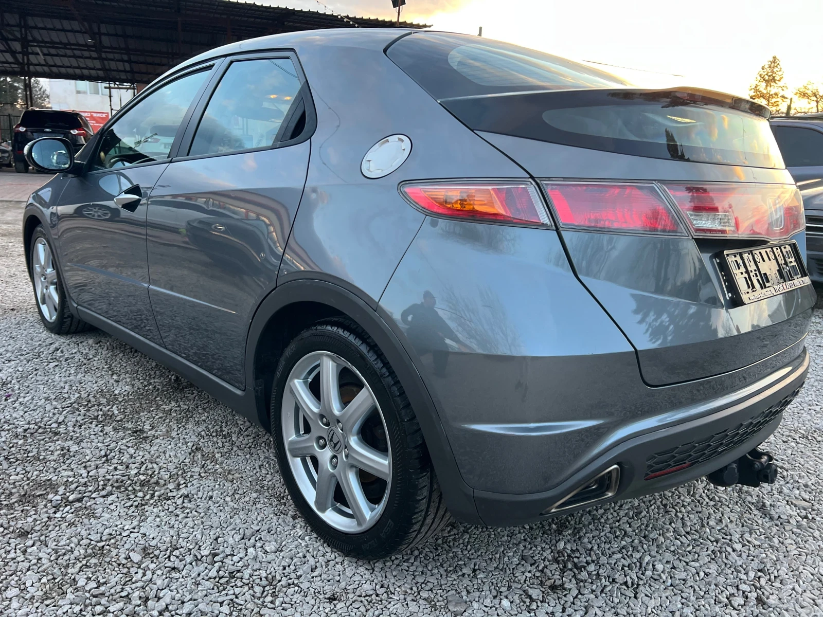 Honda Civic 1.8i Sport 5DR* ШВЕЙЦАРИЯ* , снимка 7 - Автомобили и джипове - 54008695