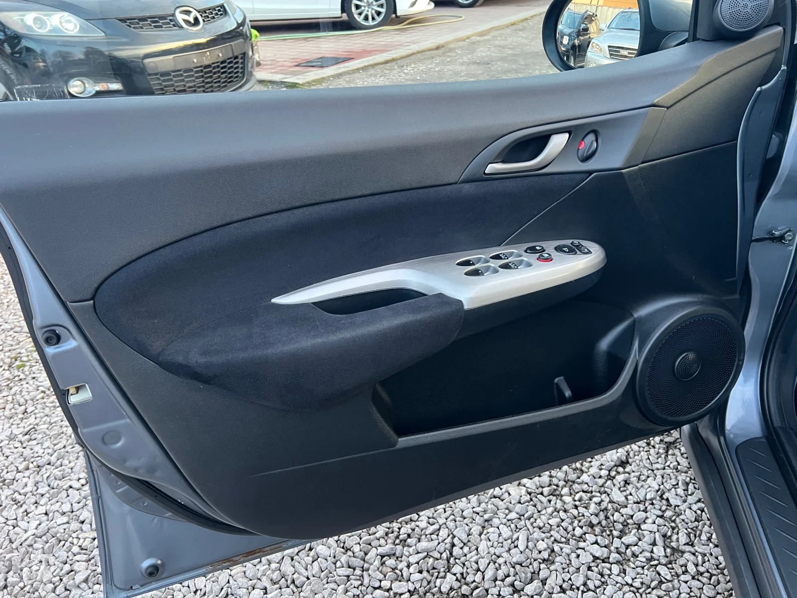 Honda Civic 1.8i Sport 5DR* ШВЕЙЦАРИЯ* , снимка 14 - Автомобили и джипове - 54008695