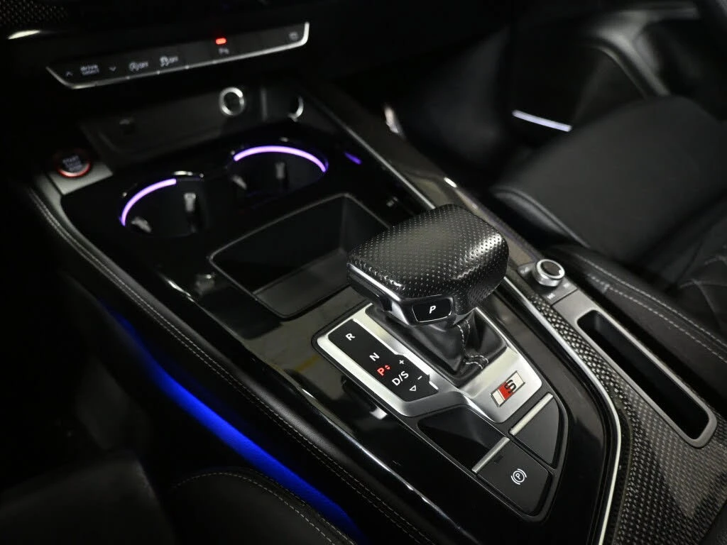 Audi S4 АвтоКредит* (ЦЕНА ДО БГ)TFSI quattro Technik , снимка 13 - Автомобили и джипове - 54126794