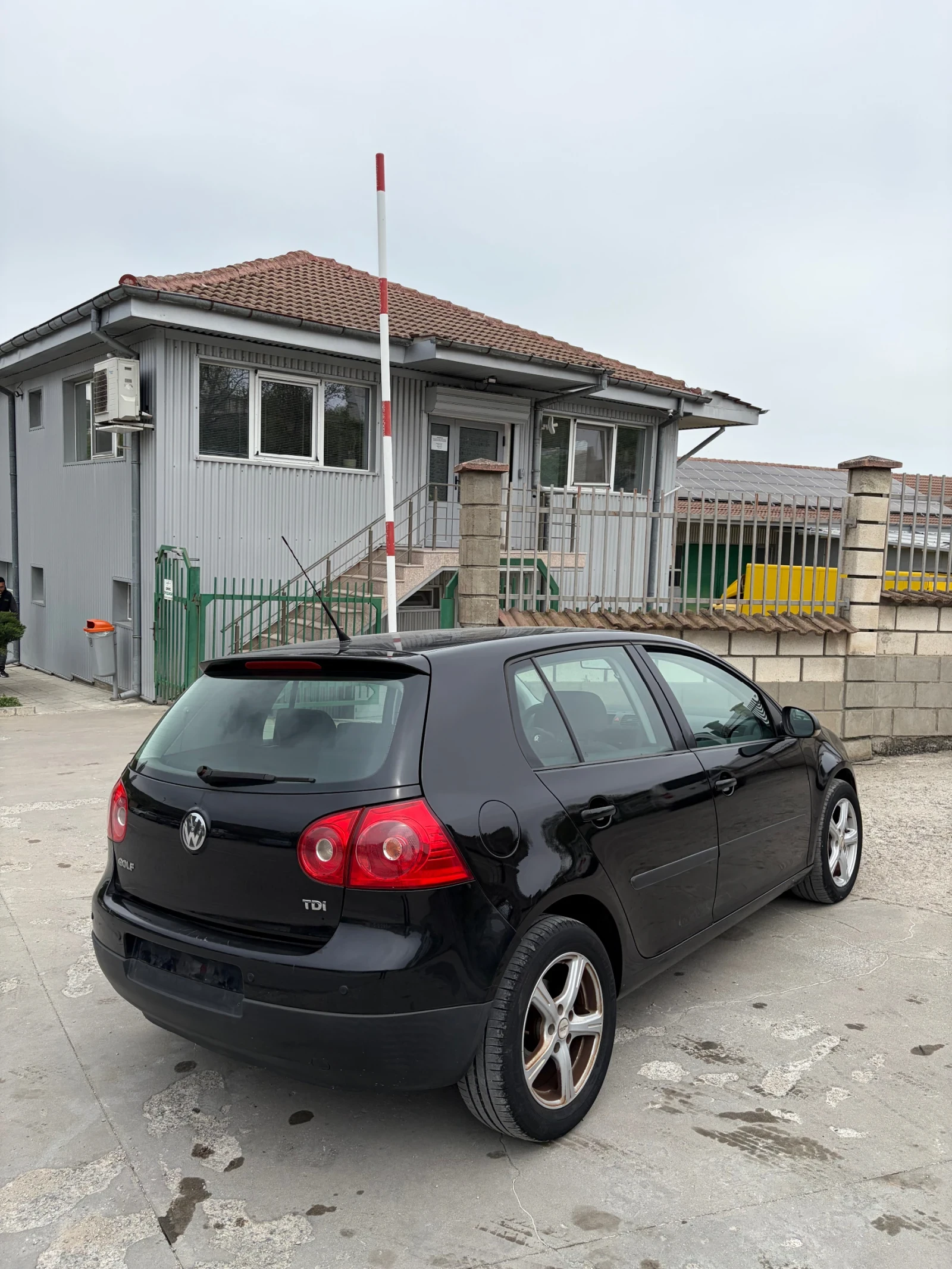 VW Golf 1.9 TDI 105 Белгия , снимка 5 - Автомобили и джипове - 54355752