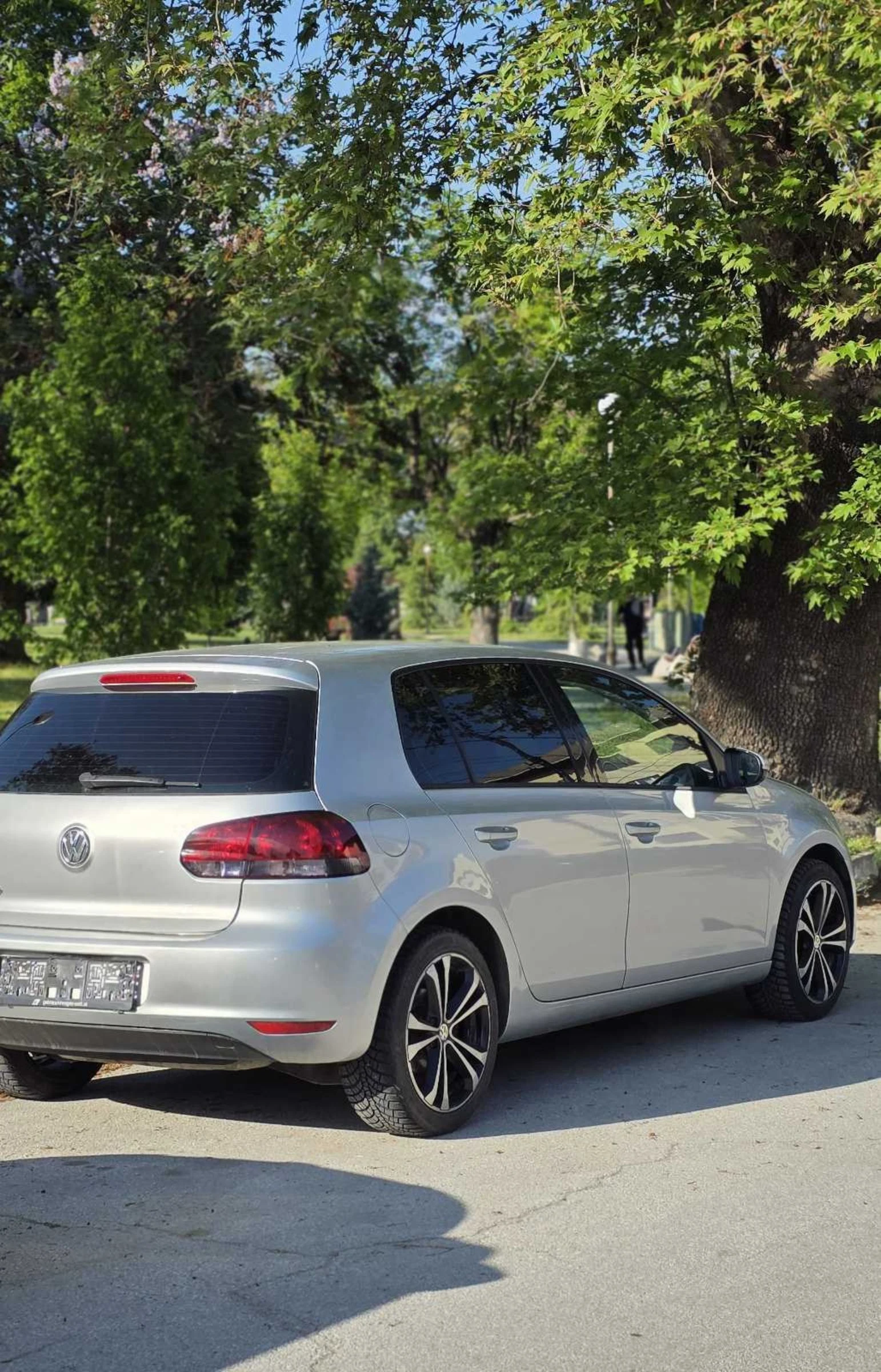 VW Golf, снимка 2 - Автомобили и джипове - 54445192