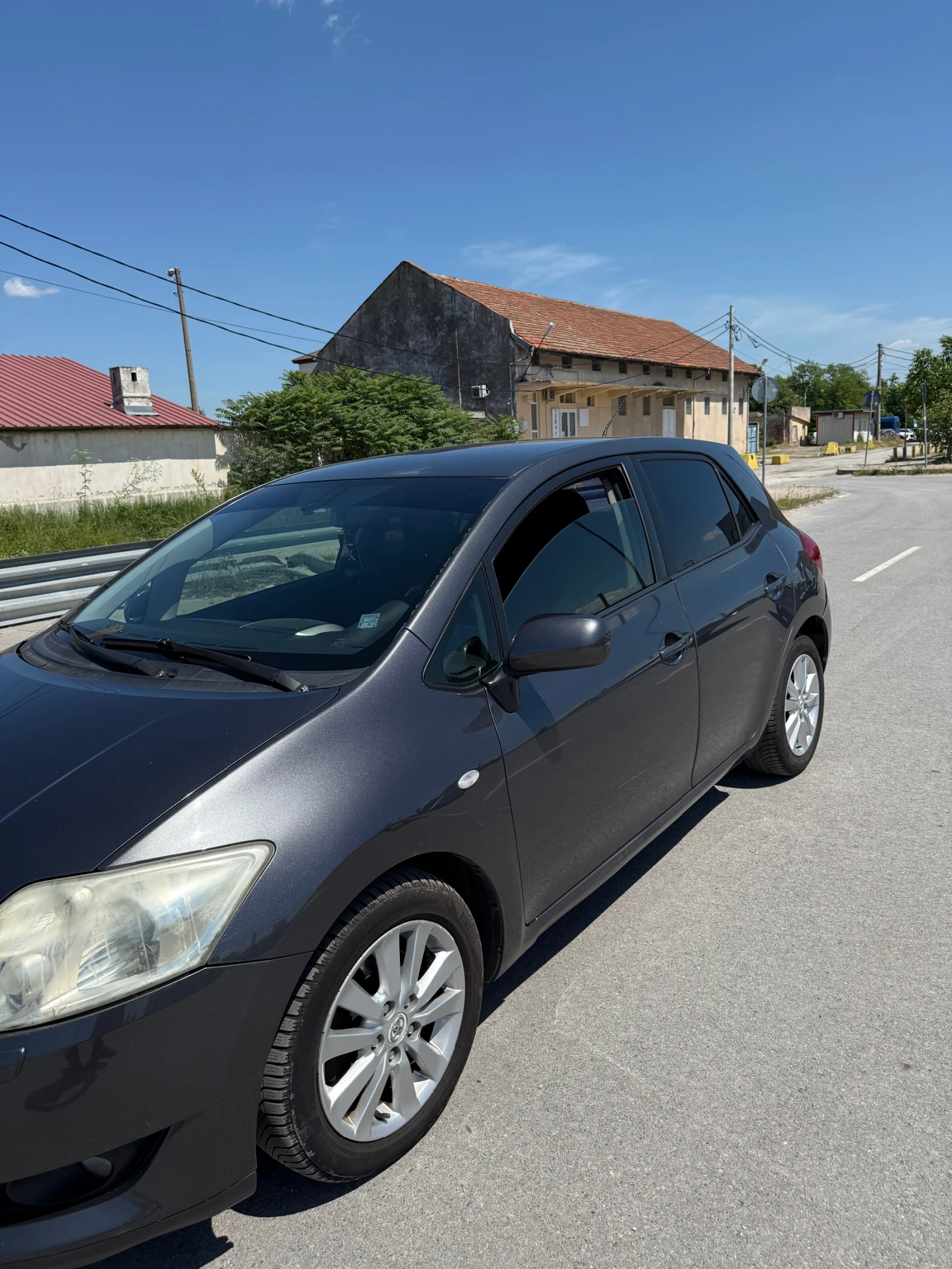 Toyota Auris, снимка 10 - Автомобили и джипове - 54683266