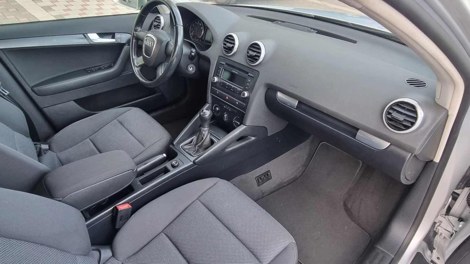 Audi A3 1.6 102к.с. Фейслифт- Газ- Бензин, снимка 11 - Автомобили и джипове - 54767956
