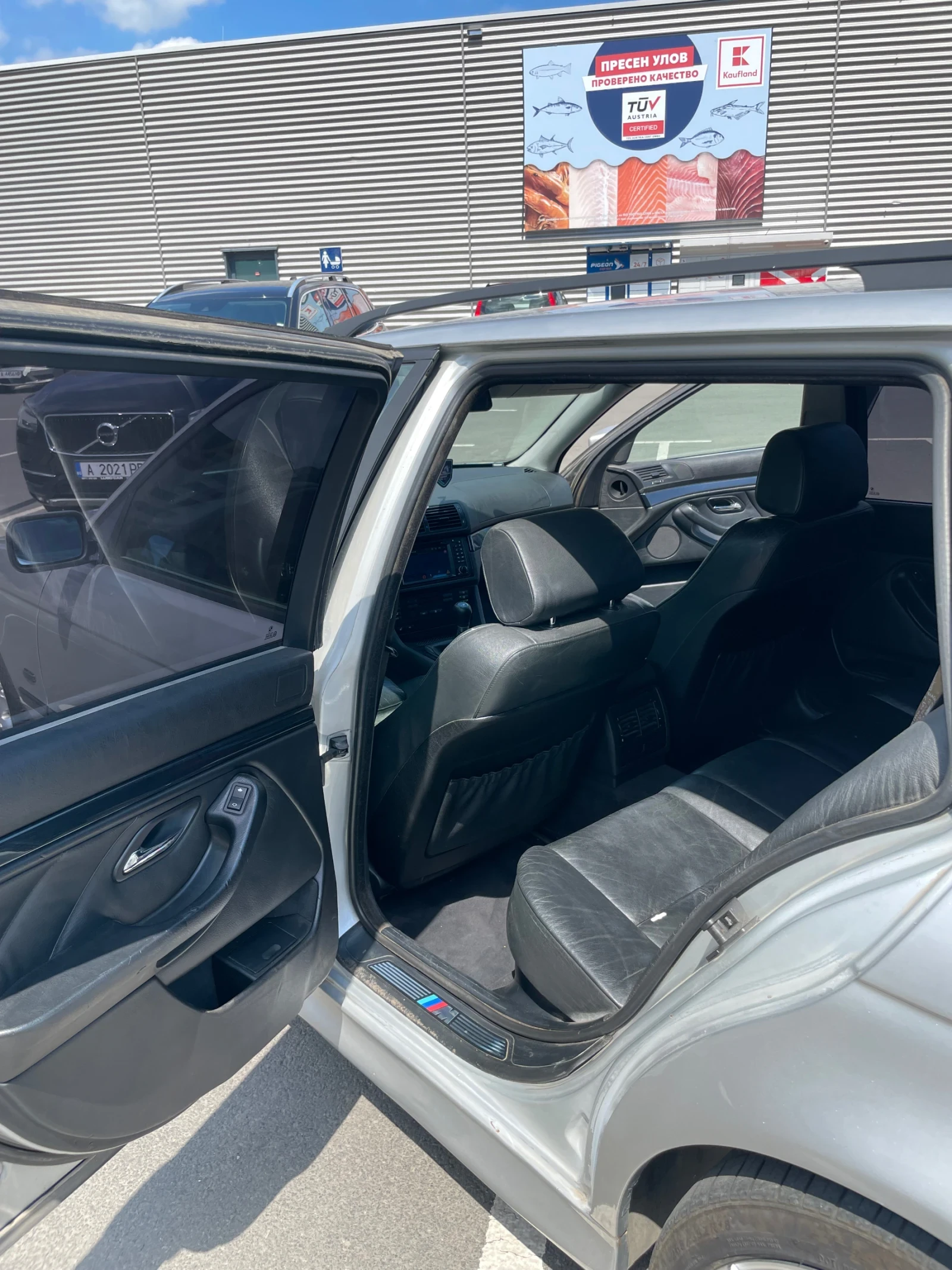 BMW 523, снимка 4 - Автомобили и джипове - 55176618
