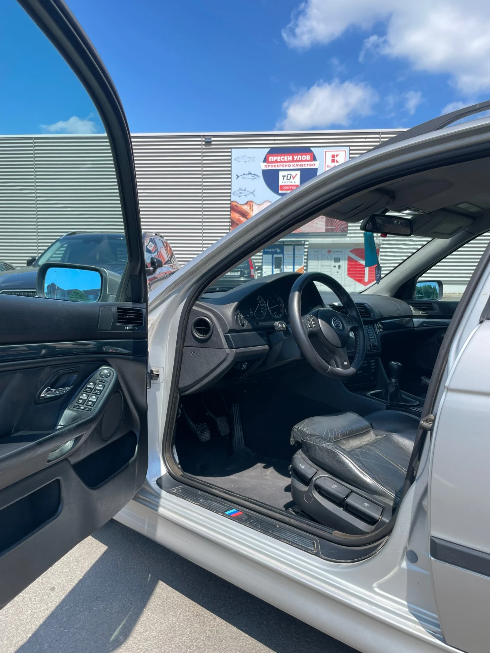 BMW 523, снимка 10 - Автомобили и джипове - 55176618