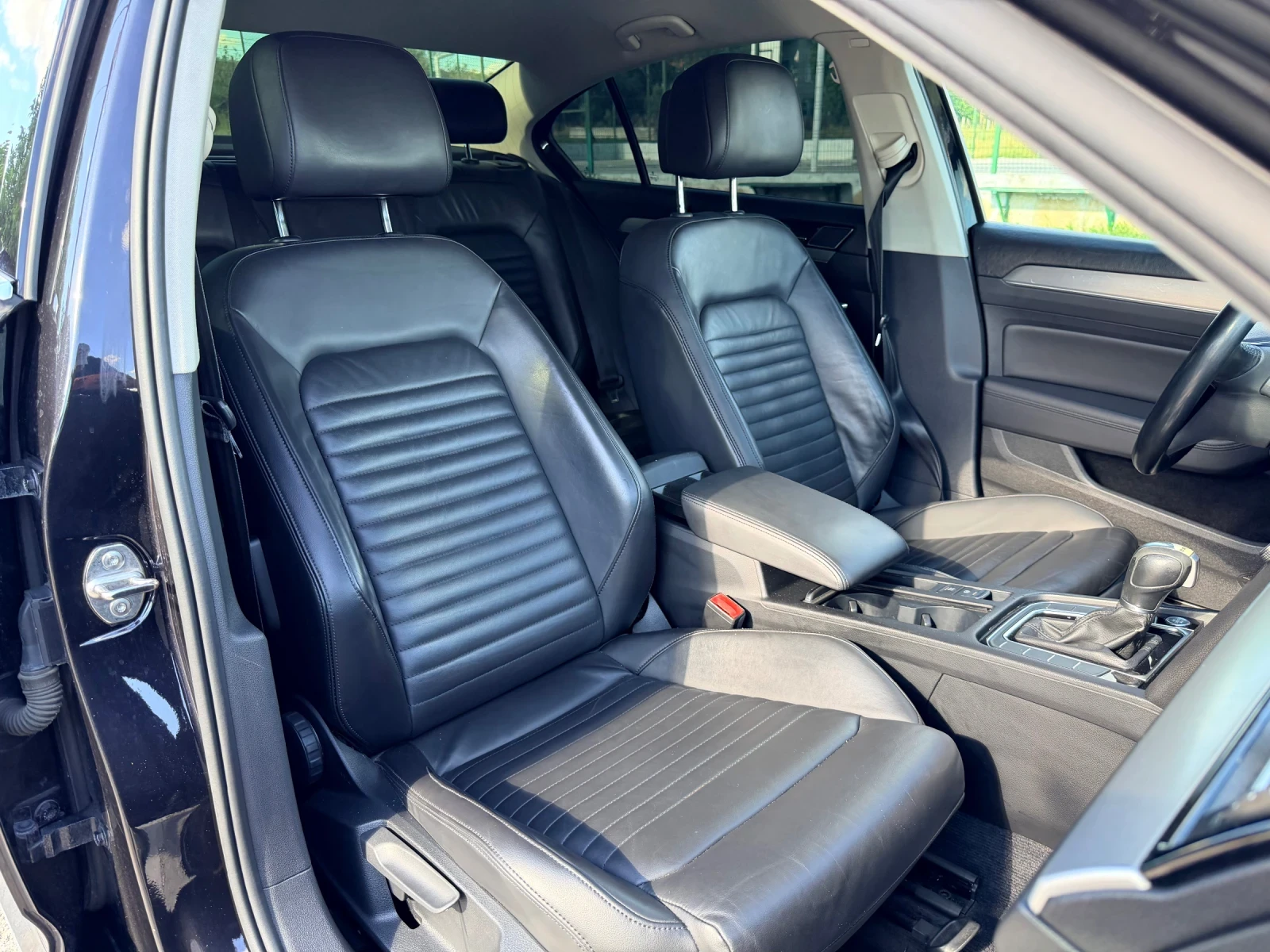 VW Passat, снимка 16 - Автомобили и джипове - 55278775