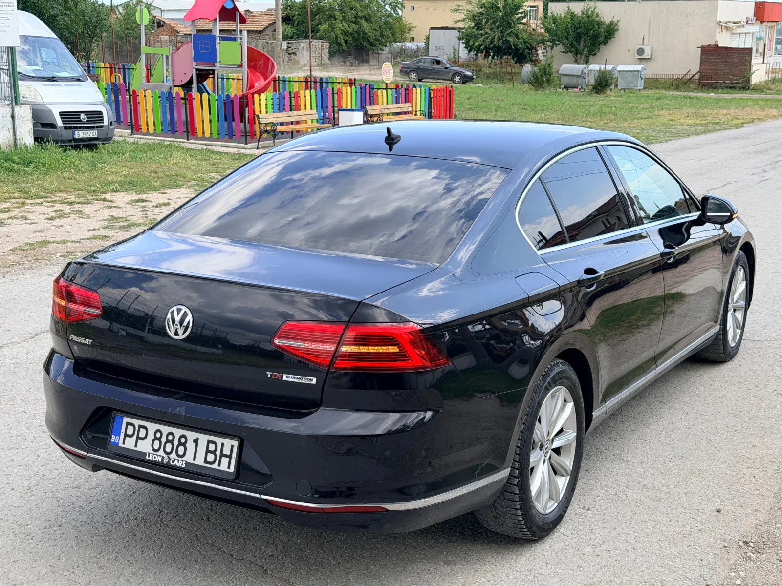 VW Passat, снимка 6 - Автомобили и джипове - 55278775