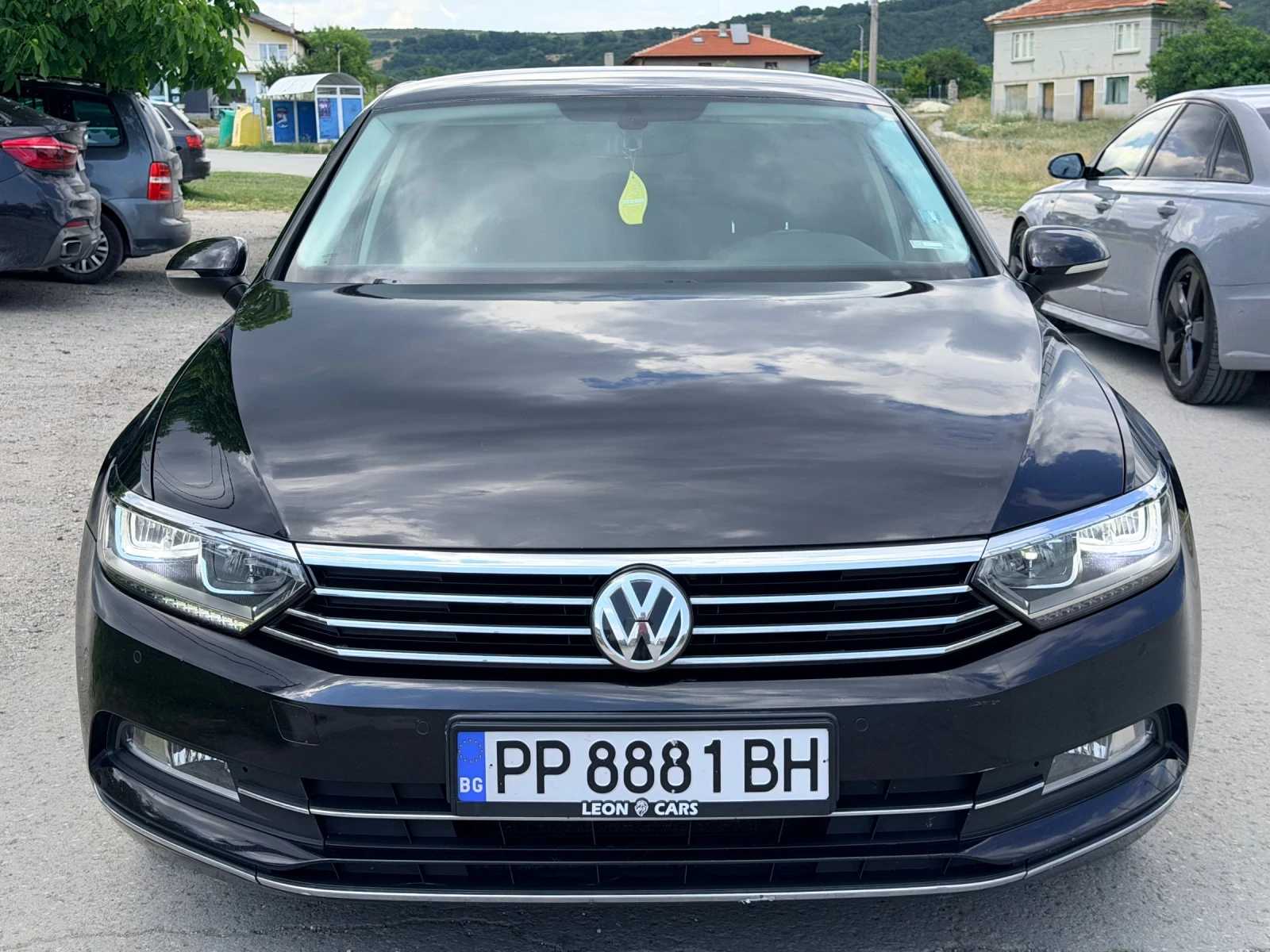 VW Passat
