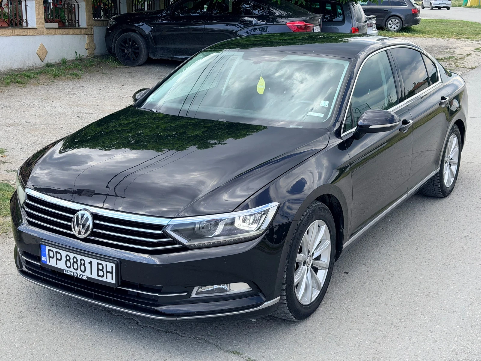 VW Passat, снимка 2 - Автомобили и джипове - 55278775