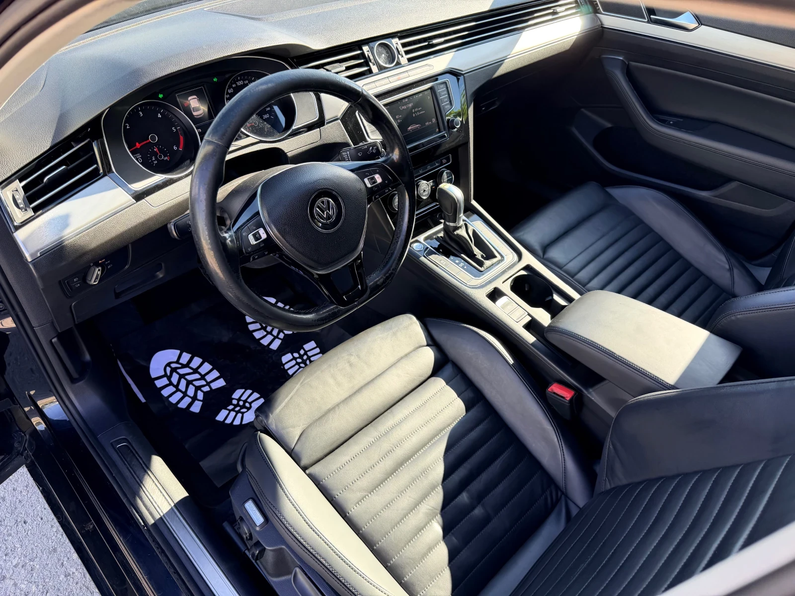 VW Passat, снимка 11 - Автомобили и джипове - 55278775