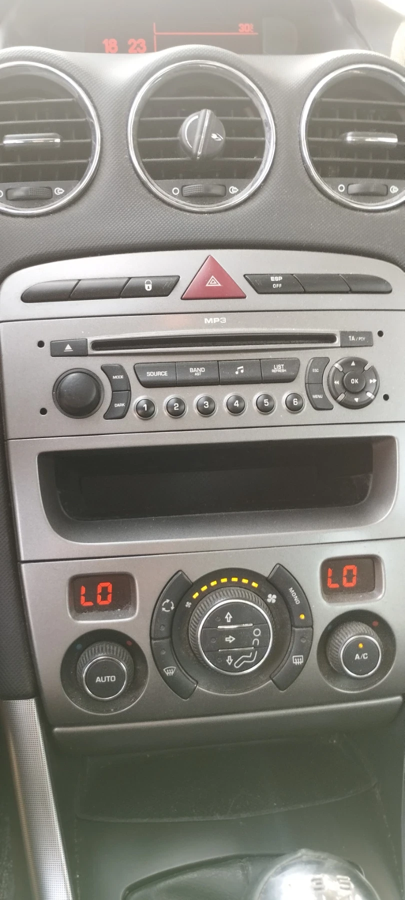 Peugeot 308, снимка 8 - Автомобили и джипове - 55342373