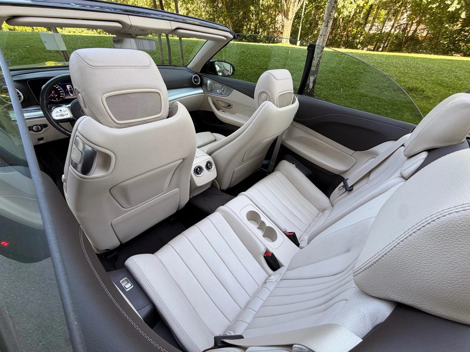 Mercedes-Benz E 220 CDI / CABRIO / AMG LINE, снимка 11 - Автомобили и джипове - 55499995