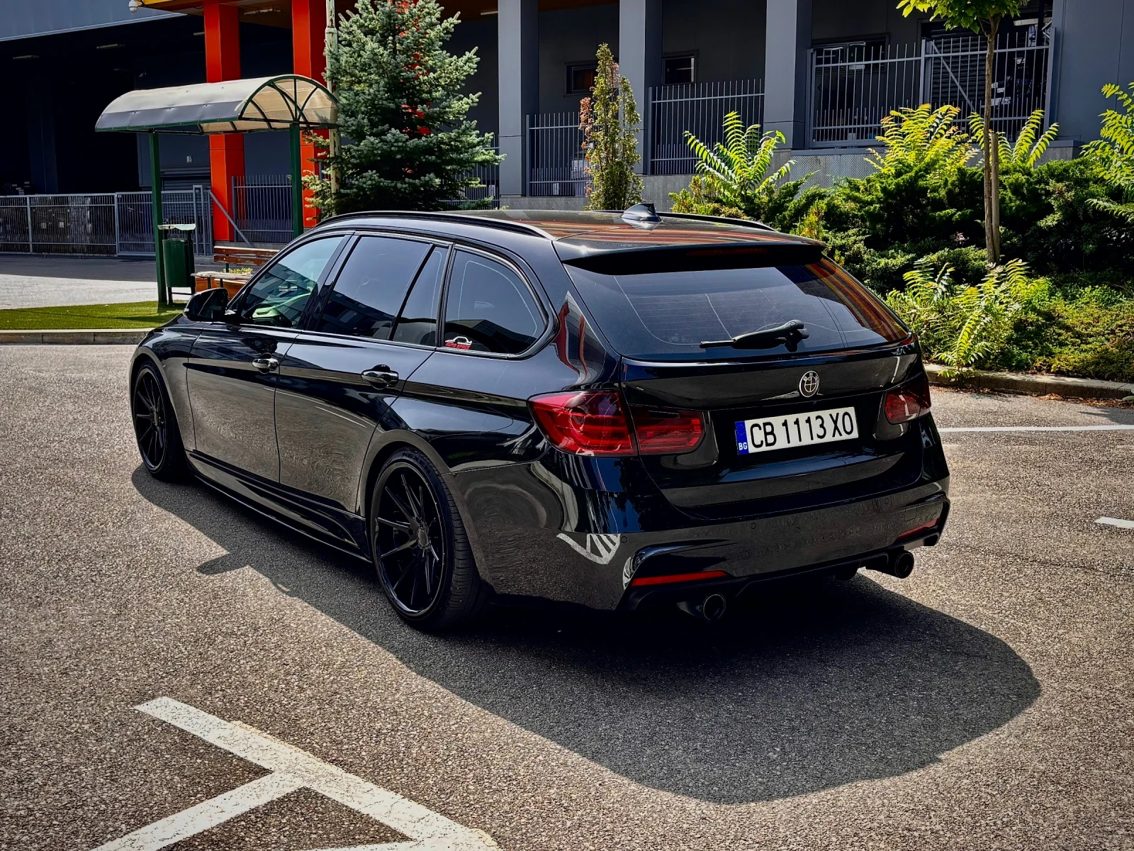 BMW 330, снимка 4 - Автомобили и джипове - 55858010