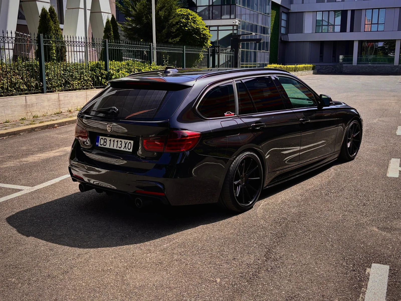BMW 330, снимка 3 - Автомобили и джипове - 55858010