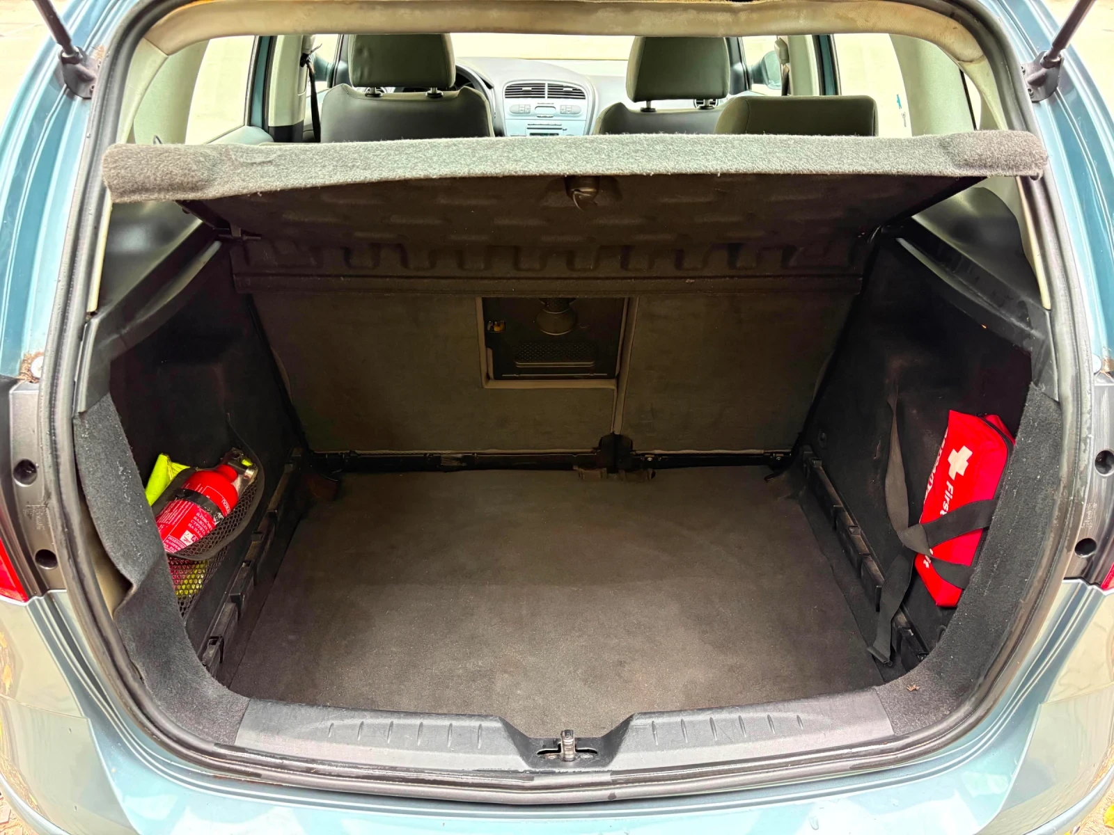 Seat Altea, снимка 11 - Автомобили и джипове - 55931938