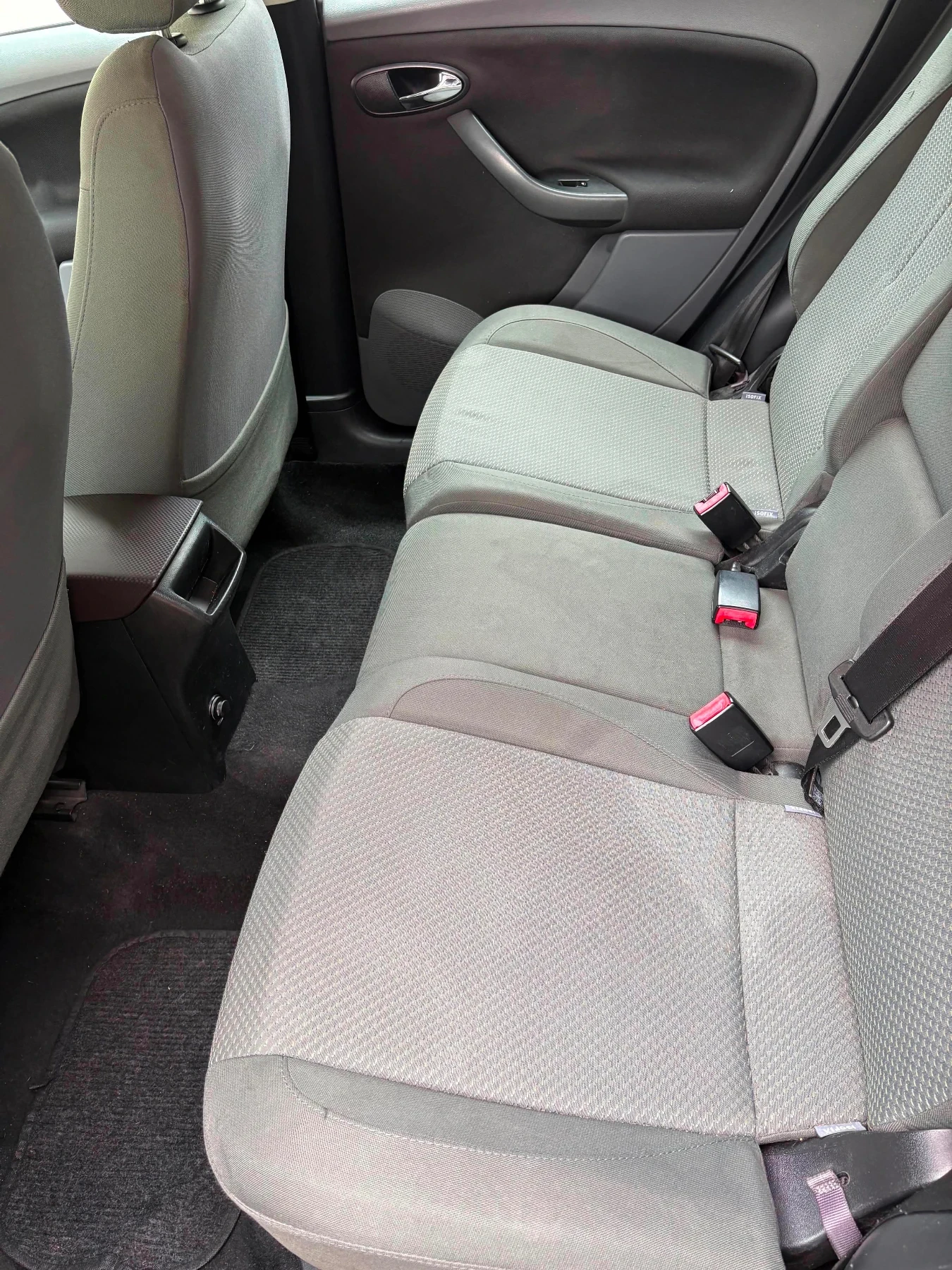 Seat Altea, снимка 10 - Автомобили и джипове - 55931938