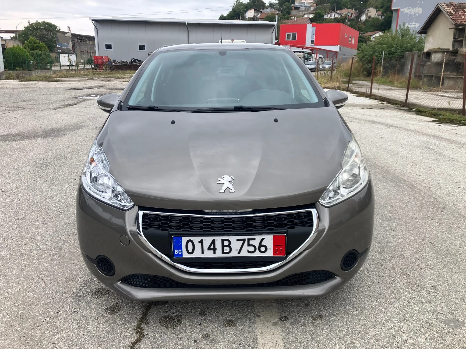 Peugeot 208 1.4-HDI, снимка 2 - Автомобили и джипове - 56057431