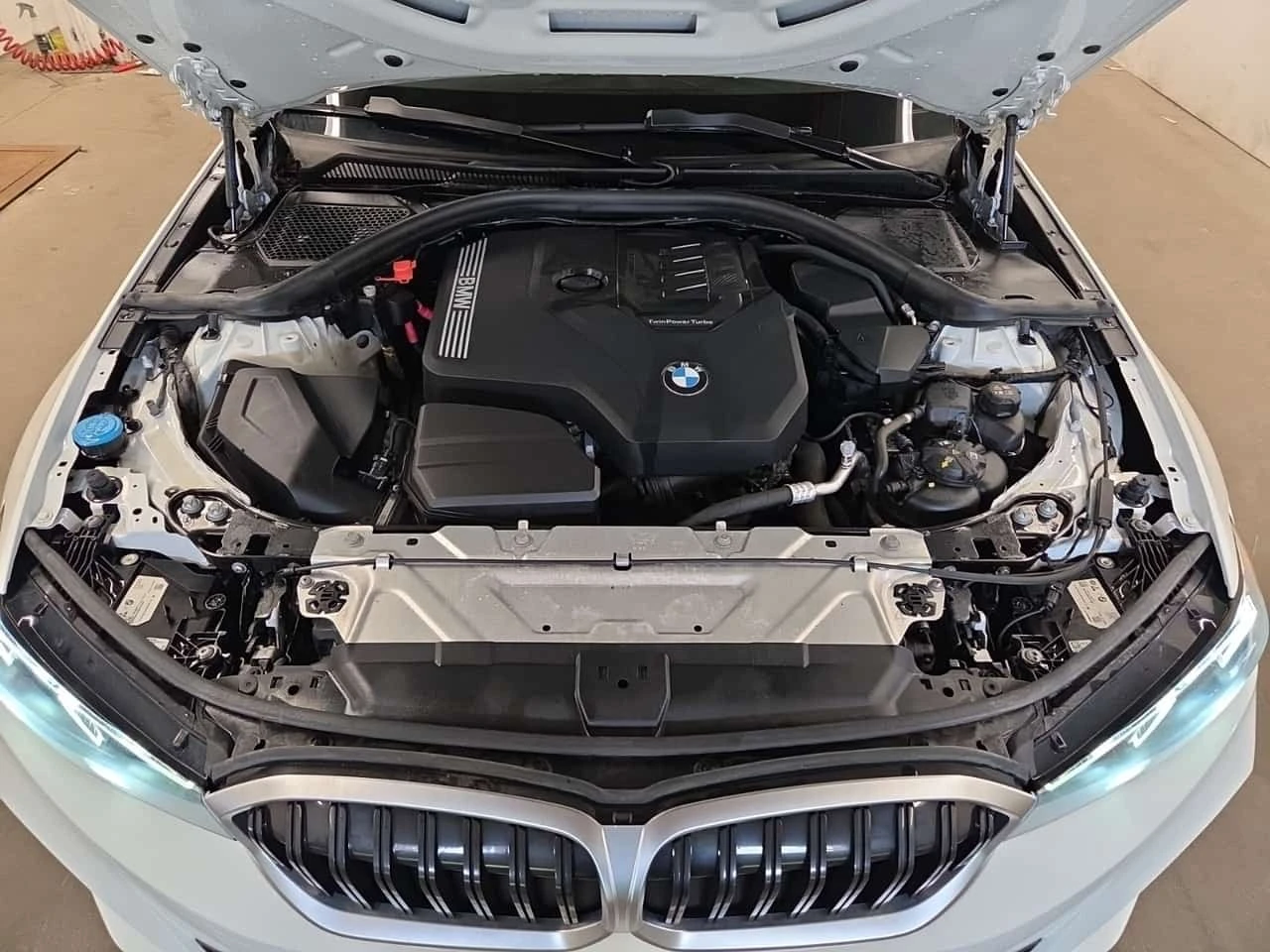 BMW 330 * 330I XDRIVE * CARFAX * , снимка 16 - Автомобили и джипове - 56225270