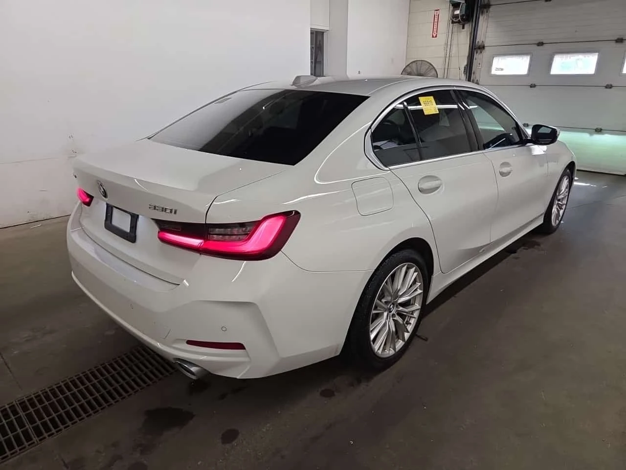 BMW 330 * 330I XDRIVE * CARFAX * , снимка 3 - Автомобили и джипове - 56225270