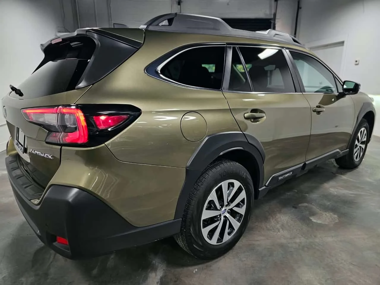 Subaru Outback * Touring * CARFAX * ОПЦИЯ ЗА ФИНАНСИРАНЕ, снимка 3 - Автомобили и джипове - 56329818