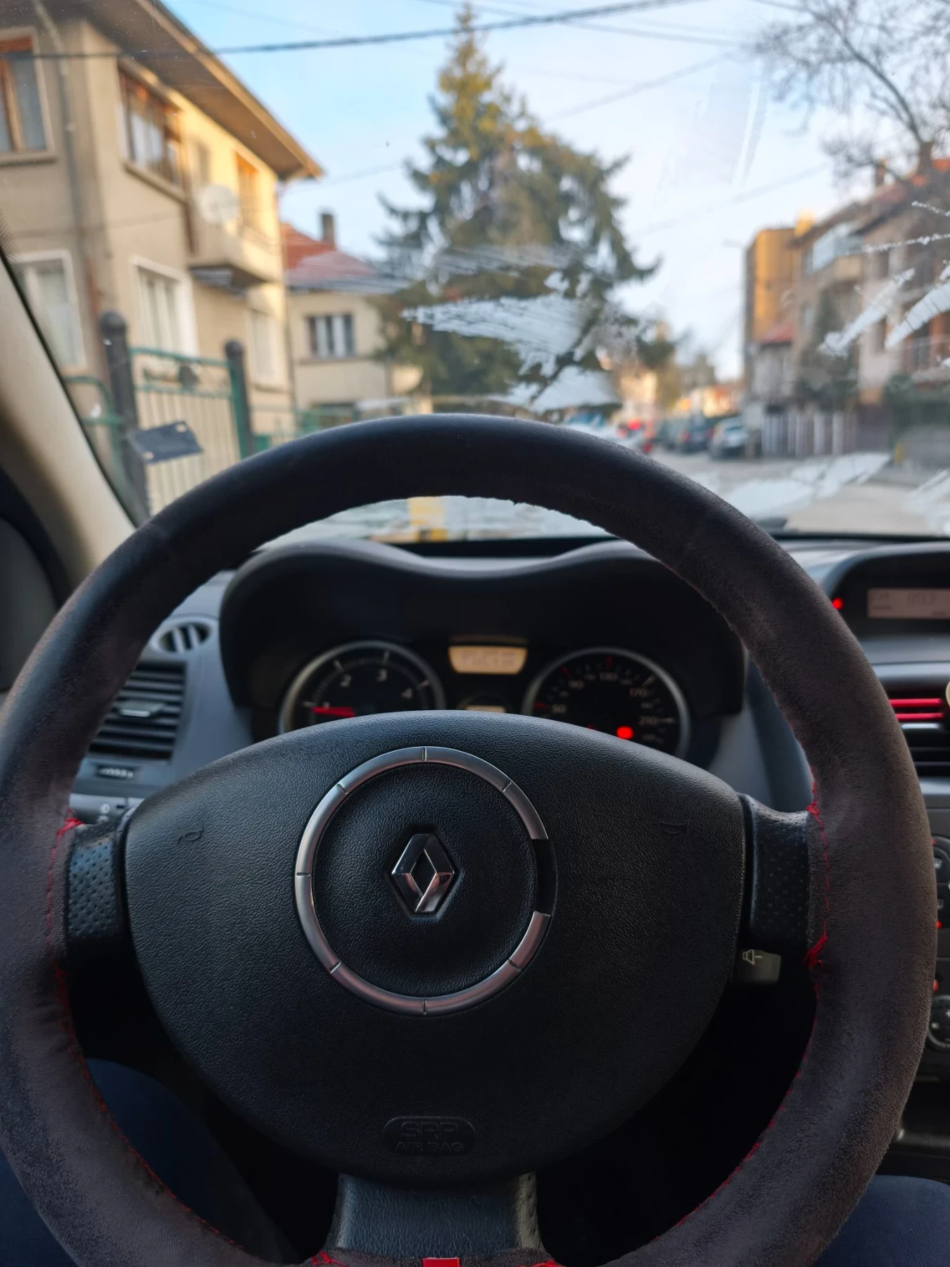 Renault Megane | Mobile.bg � ����������� 10