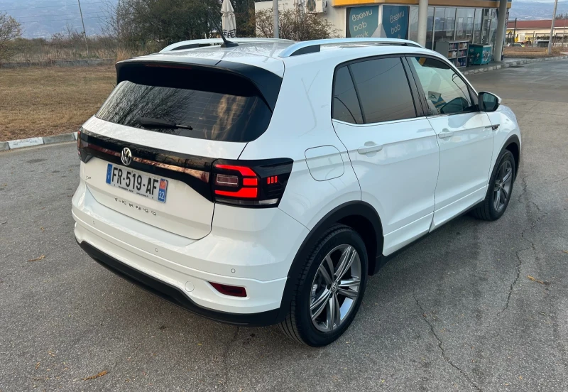 VW T-Cross DSG R-LINE, снимка 4 - Автомобили и джипове - 47931418