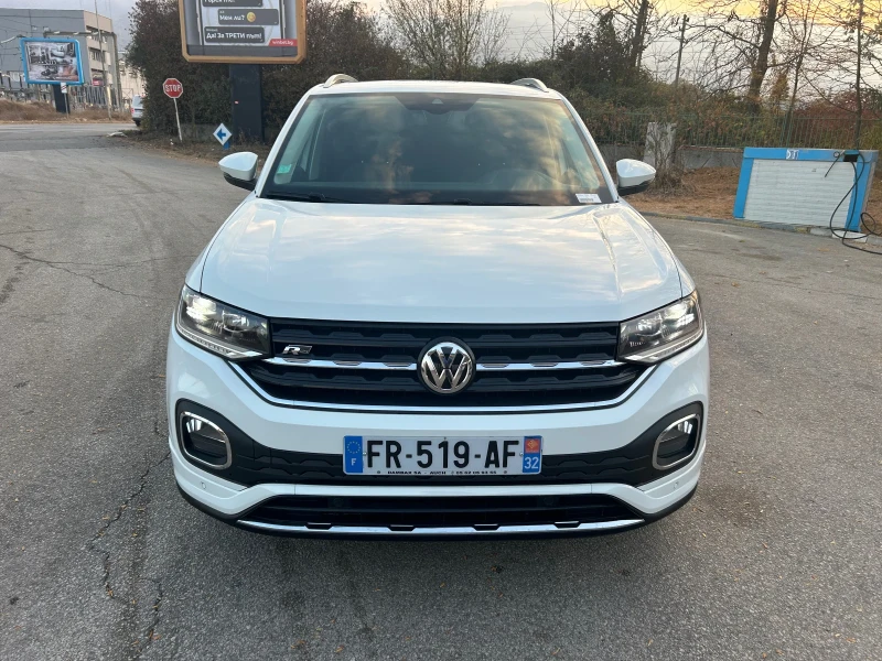 VW T-Cross DSG R-LINE, снимка 2 - Автомобили и джипове - 47931418