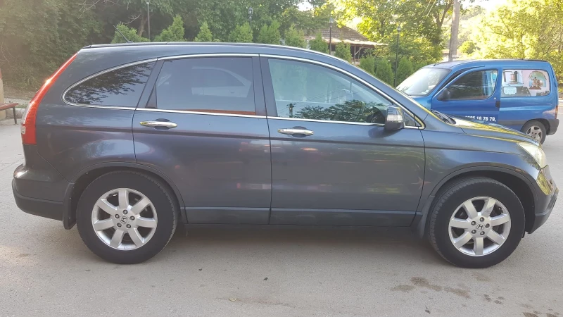 Honda Cr-v 2.2 CTDI , снимка 8 - Автомобили и джипове - 52241766