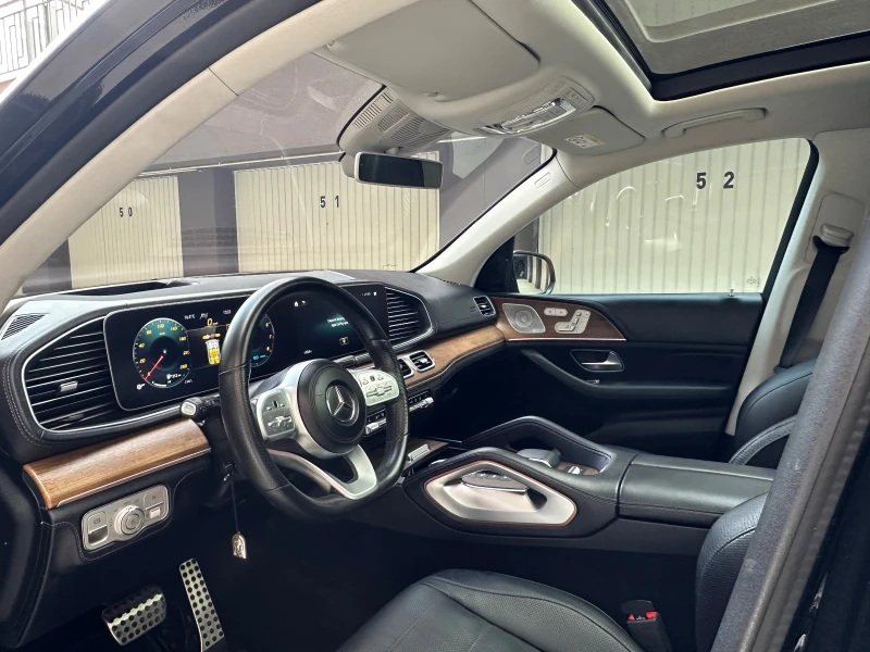 Mercedes-Benz GLS580, снимка 7 - Автомобили и джипове - 52012007