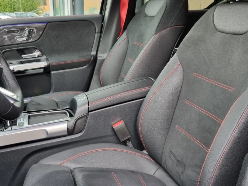 Mercedes-Benz GLB 35 AMG 4-MATIC BURMESTER CARBON HEAD UP NIGHT, снимка 8 - Автомобили и джипове - 52012500