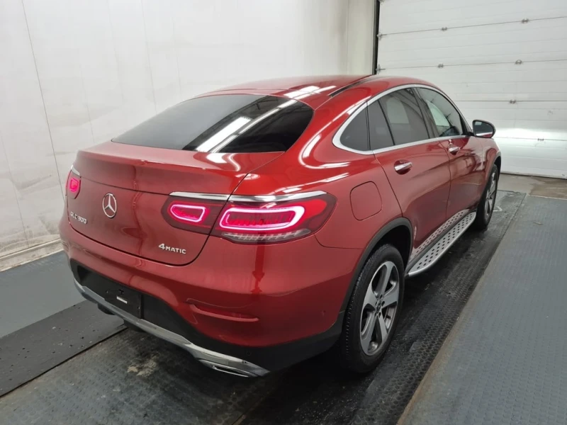 Mercedes-Benz GLC * 300 * CARFAX * БЕЗ ПЪРВОНАЧАЛНА ВНОСКА, снимка 3 - Автомобили и джипове - 53045462