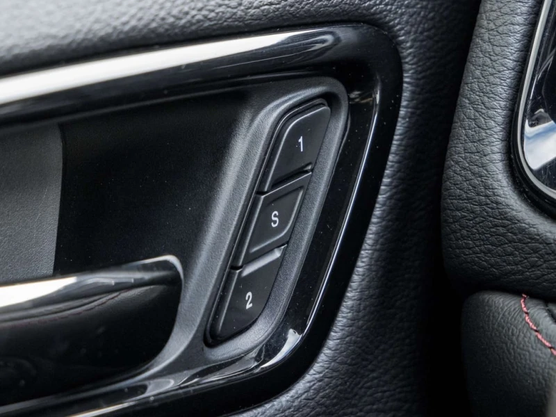 Dodge Durango * R/T * CARFAX * ЦЕНА ДО БГ, снимка 9 - Автомобили и джипове - 53428526