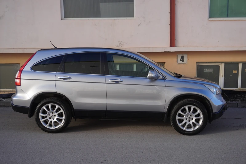 Honda Cr-v 2.0i Executive AWD, Автоматик, Кожа, Пано, снимка 6 - Автомобили и джипове - 53447875